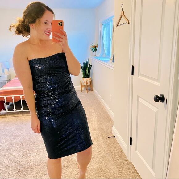 NWT Monique Lhuillier Collection Navy Blue Sequin Strapless Mini Dress 4 - Picture 1 of 12
